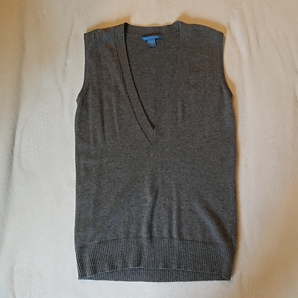 White and Warren cashmere sweater vest